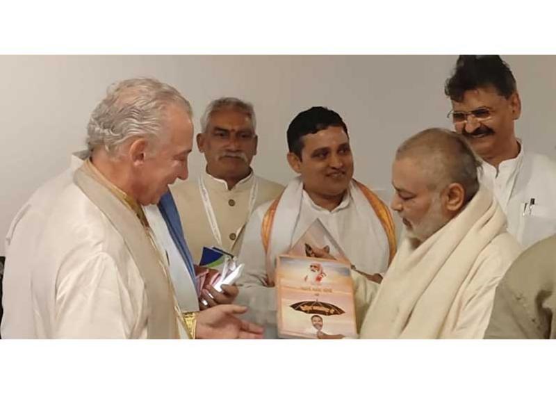 Brahmachari Girish Ji, Shri Ved Prakash Sharma, Shri Yateesh Saxena, Shri Ramdev and other members of MVM Schools Group have met Dr. Tony Nader (Maharajadhiraj Rajaram Ji) during assembly of 10000 Siddhas at Hyderabad and Brahmachari Ji presented him book Param Pujya Maharishi Mahesh Yogi Ji ki Chhatra Chhaya mein Brahmachari Girish,  annual magazine of Maharishi Organisations in India Gyan 2024, Maha Media monthly magazine, Table and sheet calendar of year 2024. Dr. Nadar has expressed his joy meeting the group and receiving the publication.