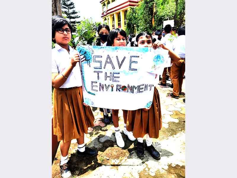 MVM Silchar: World Environment Day celebrated at Maharishi Vidya Mandir Silchar with lots of enthusiasm. Students planted saplings and drawn posters.