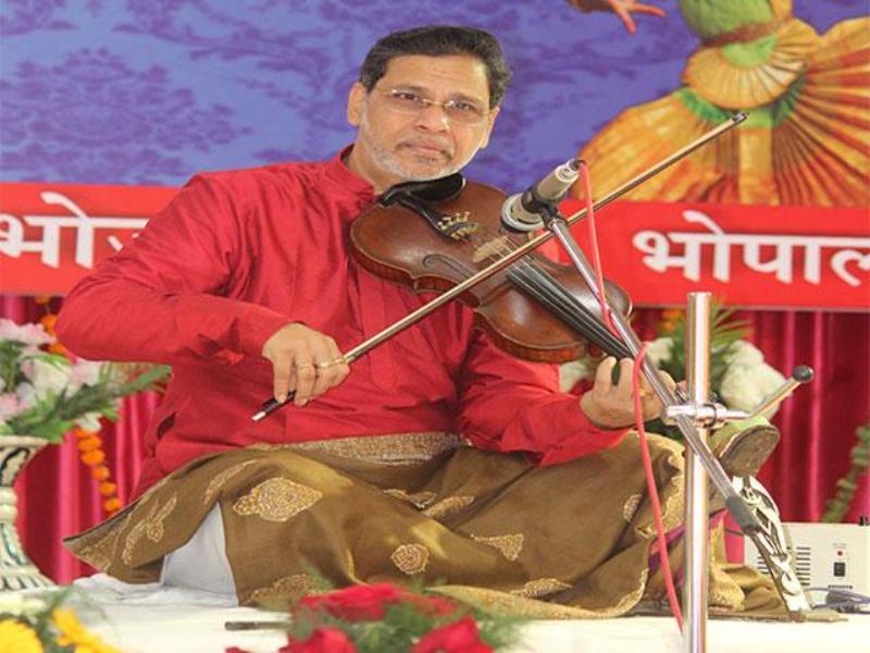 Milind Raikar from Pune performing Violin recital during Sanskriti Diwas Celebration 2019