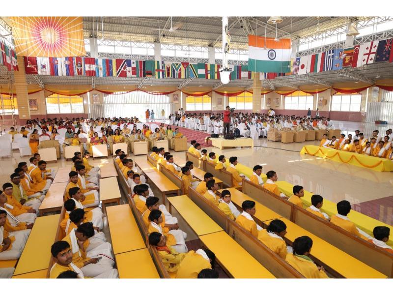 Vasant Panchmi Utsav was arranged with puja of Maha Saraswati at Gurudev Brahmanand Saraswati Ashram Bhopal in divine presence of Brahmachari Girish Ji. All branches of Maharishi Organisation also celebrated Vasant Panchmi.